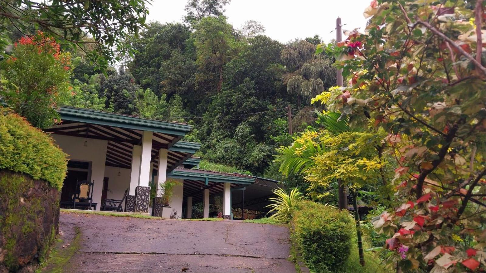 Salmanel Resort Ratnapura Luaran gambar