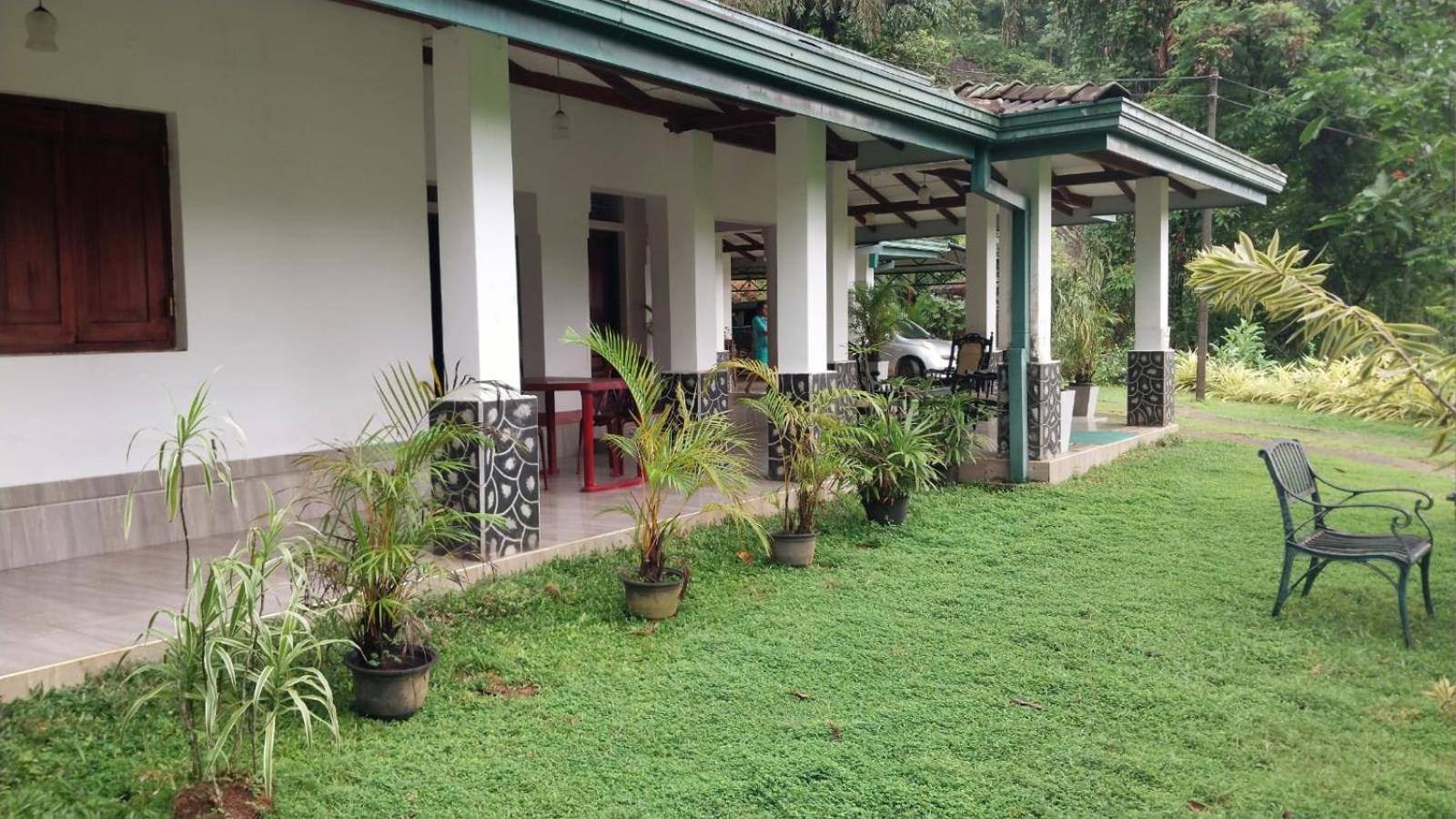 Salmanel Resort Ratnapura Luaran gambar